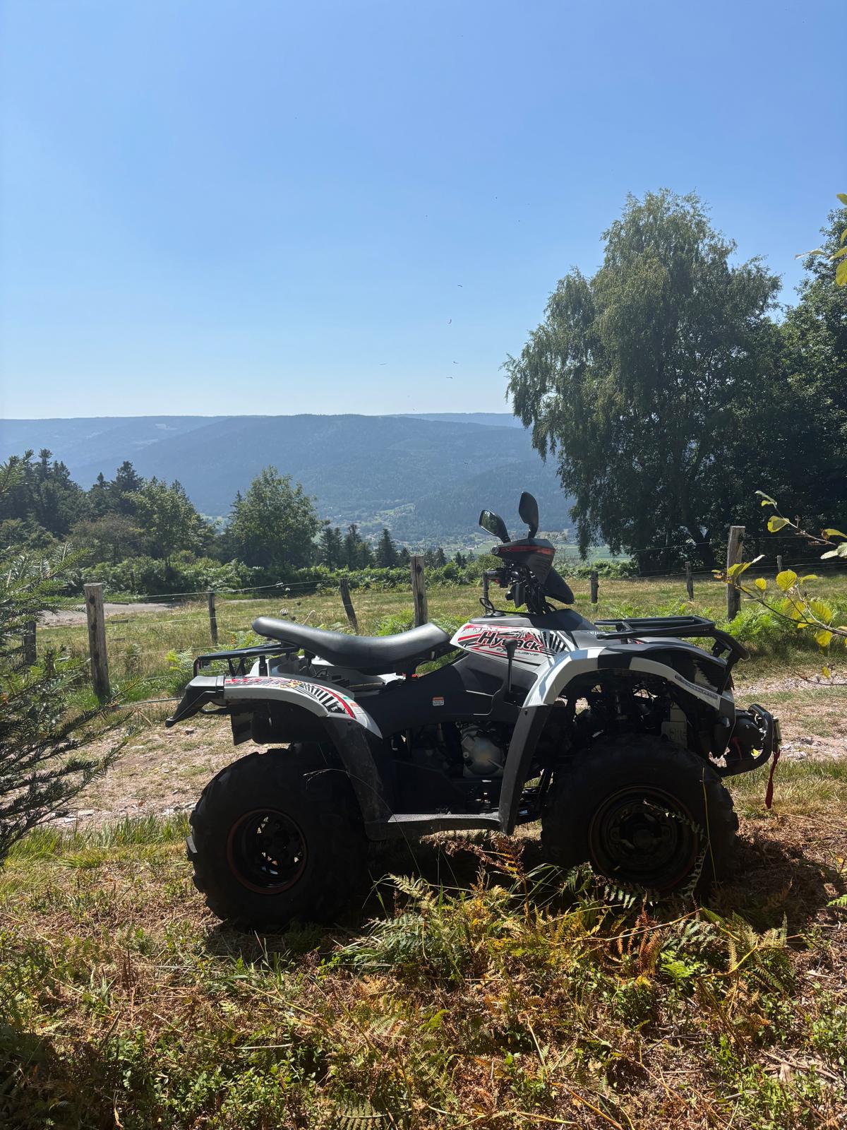 Quad face au panorama des Vosges